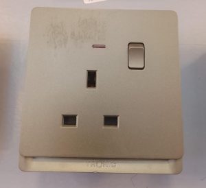 13A Switched Socket Outlet
