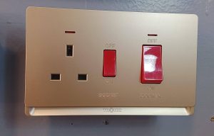 Tronic Cooker Control Unit with Socket